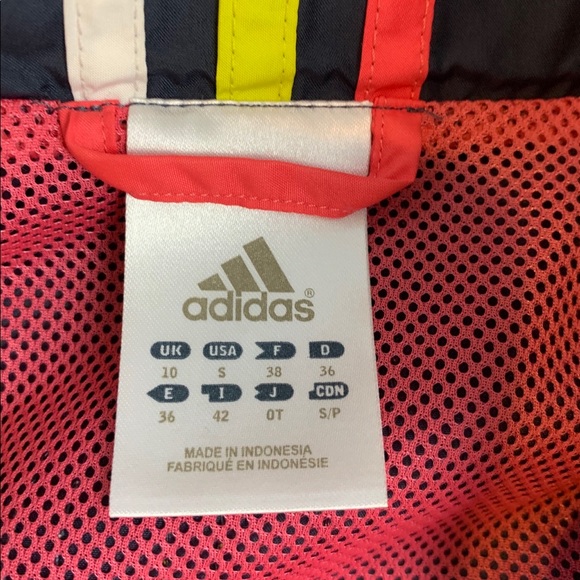 Adidas Size Small Windbreaker - Picture 3 of 3